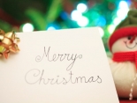 Altmodisch und wertvoll: Handgeschriebene Post zu Weihnachten