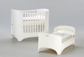 Leander Babybett + Kinderbett weiß lackiert RAL 9016 - Sonderfarbe -