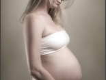 Wohlfühlen in der Schwangerschaft mit erotischer Umstandsmode