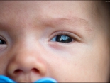 Kontaktlinsen für Kinder und Babys: Vor- und Nachteile