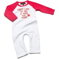 Lustige Babykleidung - 'Don't Look At Me It Was The Dog!!' schwarzer Strampelanzug/Babybody 0-3 Monate (Funny Baby Clothes - Don't Look At Me It Was The Dog!! All-in-one Black Romper Suit/Babygrow 0-3 months)